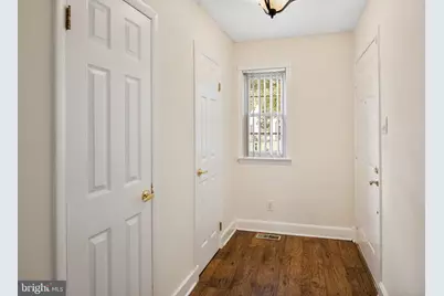 15 Embassy Drive, Cherry Hill, NJ 08002 - Photo 4