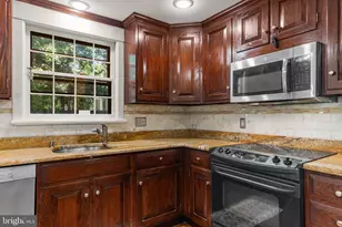 110 Partree Rd, Cherry Hill, NJ 08003 - Photo 10