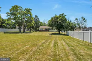 198 Jarvis Rd, Sicklerville, NJ 08081 - Photo 2