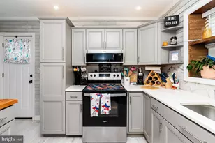 406 Oak Ave, Berlin, NJ 08091 - Photo 12