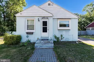 406 Oak Ave, Berlin, NJ 08091 - Photo 1