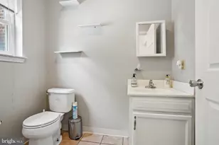 429 Winslow St, Camden, NJ 08104 - Photo 10