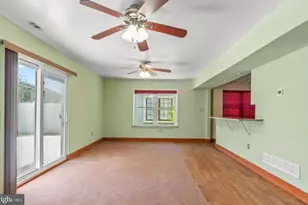 64 Hampton Gate Dr, Sicklerville, NJ 08081 - Photo 2