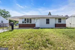 27 S Club Rd, Pine Hill, NJ 08021 - Photo 1