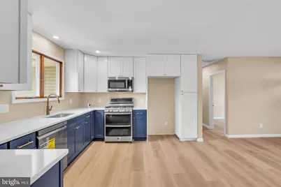 27 S Club Road, Pine Hill, NJ 08021 - Photo 10