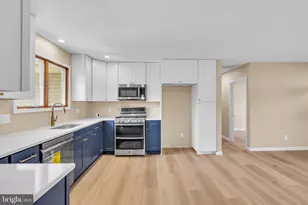 27 S Club Rd, Pine Hill, NJ 08021 - Photo 10