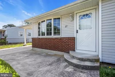 27 S Club Road, Pine Hill, NJ 08021 - Photo 2
