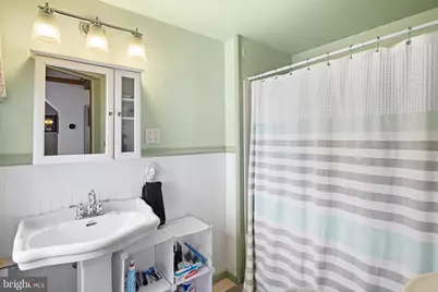 203 Albany Avenue, Barrington, NJ 08007 - Photo 12