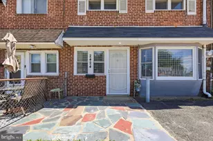 2424 Arnold St, Camden, NJ 08104 - Photo 2
