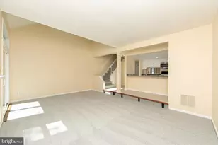 32 Appley Ct, Cherry Hill, NJ 08002 - Photo 10