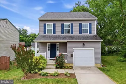 208 E Lafayette Avenue, Magnolia, NJ 08049 - Photo 2
