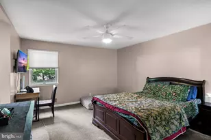 318 Hialeah Dr, Cherry Hill, NJ 08002 - Photo 20