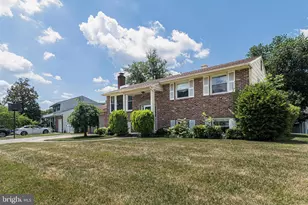 1517 Hillside Dr, Cherry Hill, NJ 08003 - Photo 2