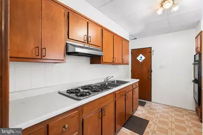 1720 W River Drive, Pennsauken, NJ 08110 - Photo 10