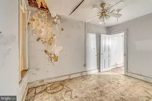 842 Elm St, Camden, NJ 08102 - Photo 10