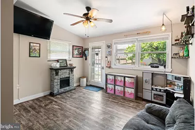 32 E Collings Avenue, Collingswood, NJ 08108 - Photo 8