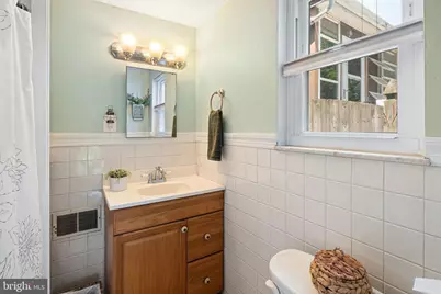 32 E Collings Avenue, Collingswood, NJ 08108 - Photo 10