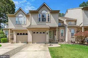 31 Smokey Run Dr, Berlin, NJ 08009 - Photo 2