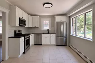 270 S 27th St, Camden, NJ 08105 - Photo 6
