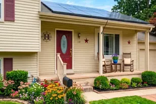 19 Dresden Ct, Sicklerville, NJ 08081 - Photo 2