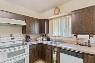 409 N Otter Branch Dr, Gloucester Township, NJ 08029 - Photo 10