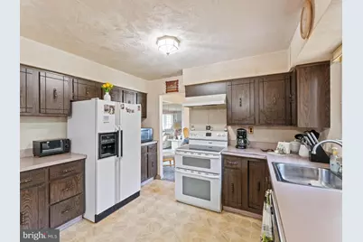 409 N Otter Branch Drive, Gloucester Township, NJ 08029 - Photo 8