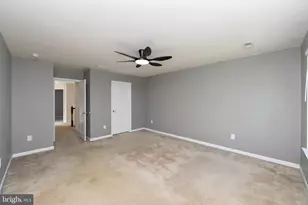 144 Village Green Ln, Sicklerville, NJ 08081 - Photo 26