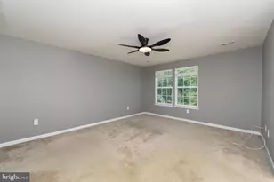 144 Village Green Ln, Sicklerville, NJ 08081 - Photo 24