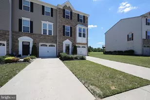 144 Village Green Ln, Sicklerville, NJ 08081 - Photo 4
