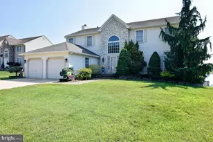 13 Waterview Dr, Sicklerville, NJ 08081 - Photo 1