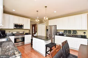 13 Waterview Dr, Sicklerville, NJ 08081 - Photo 8