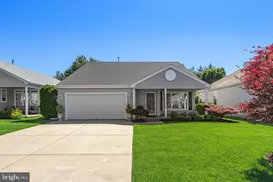 16 Mason Dr, Berlin, NJ 08009 - Photo 2