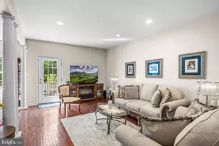 25 Glacier Dr, Berlin, NJ 08009 - Photo 6