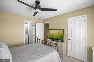 25 Glacier Dr, Berlin, NJ 08009 - Photo 22