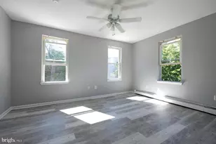 136 S King St, Gloucester City, NJ 08030 - Photo 12