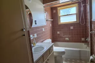 14 E Evesham Rd, Gloucester Township, NJ 08029 - Photo 8