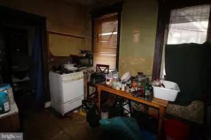 708 N 27th St, Camden, NJ 08105 - Photo 24