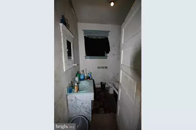 708 N 27th Street, Camden, NJ 08105 - Photo 32