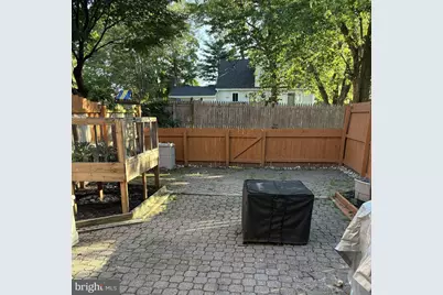 118 W Collins Court, Gloucester Township, NJ 08012 - Photo 8