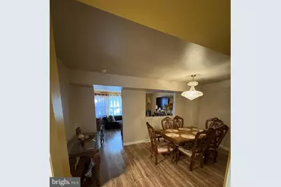 118 W Collins Court, Gloucester Township, NJ 08012 - Photo 6