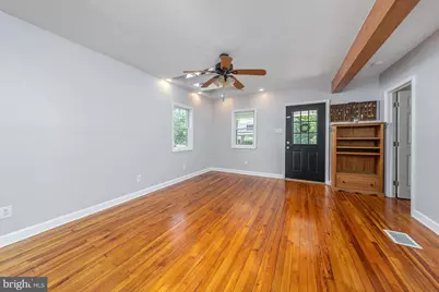 220 E Williams Avenue, Barrington, NJ 08007 - Photo 6