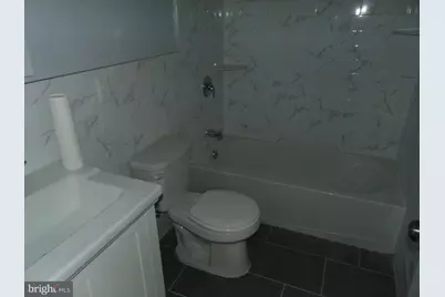 219 Market Street, Camden, NJ 08102 - Photo 24