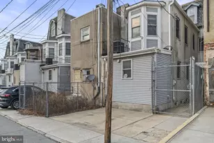 614 Benson St, Camden, NJ 08103 - Photo 32