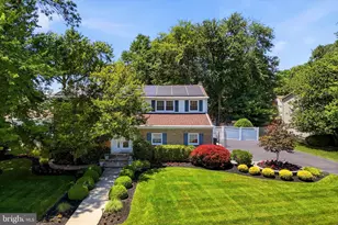 401 Country Club Dr, Cherry Hill, NJ 08003 - Photo 2