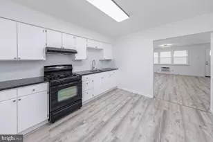 403 Bergen St, Gloucester City, NJ 08030 - Photo 12