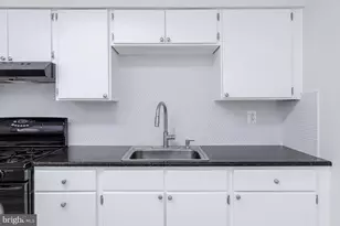 403 Bergen St, Gloucester City, NJ 08030 - Photo 14