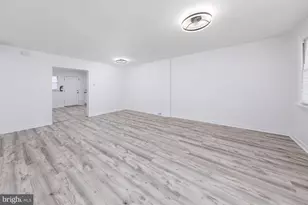 403 Bergen St, Gloucester City, NJ 08030 - Photo 8