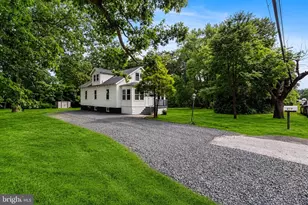 218 Garfield Ave, Chesilhurst, NJ 08089 - Photo 2