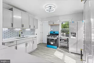 218 Garfield Ave, Chesilhurst, NJ 08089 - Photo 8