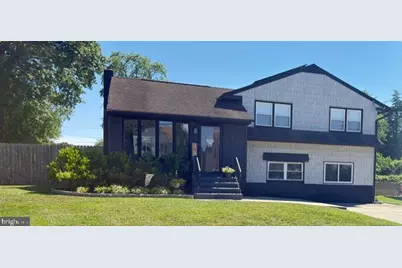 142 Edwards Drive, Gloucester City, NJ 08030 - Photo 1